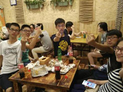 矿区烧烤加盟,学烧烤技术,开烧烤店多少钱疯狂烤翅加盟